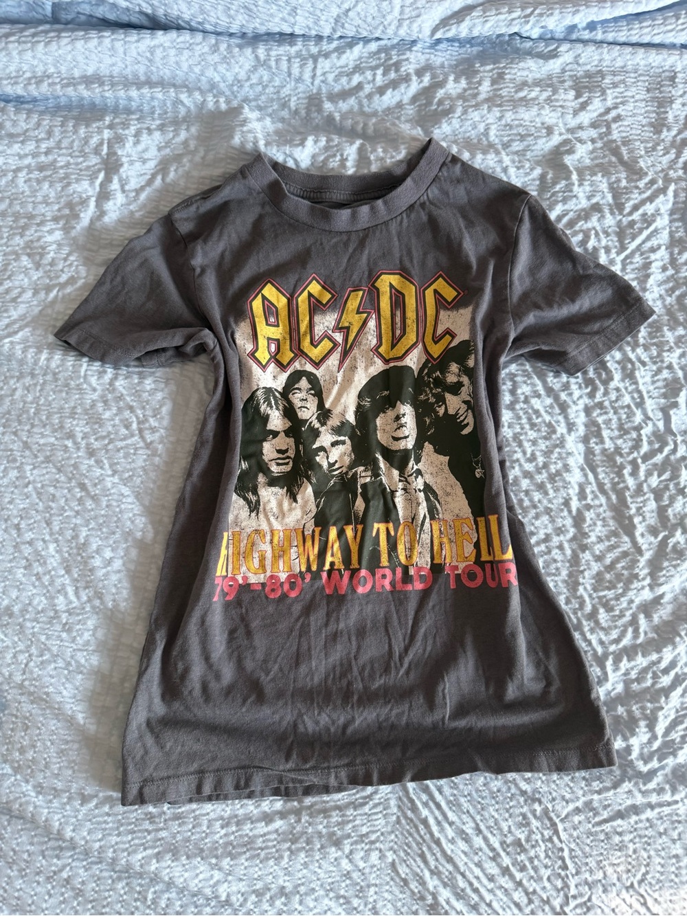 AC/DC Women’s XS Gray 'Highway to Hell' Short Sleeve Graphic Tee
